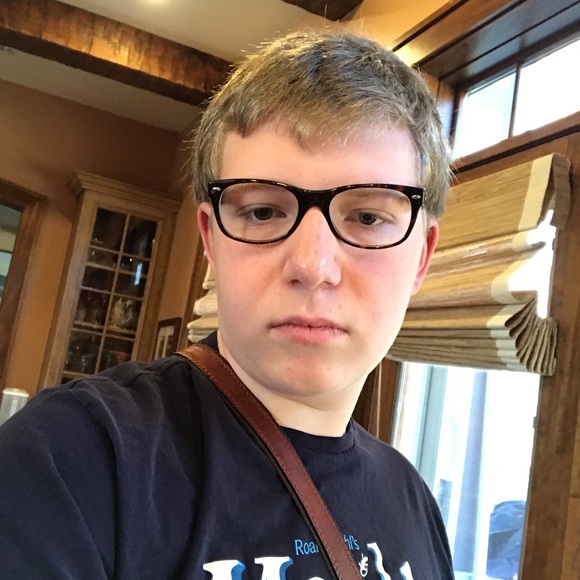 Meet your Posher, David - Picture 1 of 1